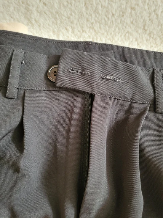 SHEIN Pants - Picture 2 of 6